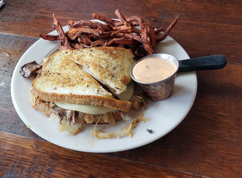 Balancing Raves and Critiques