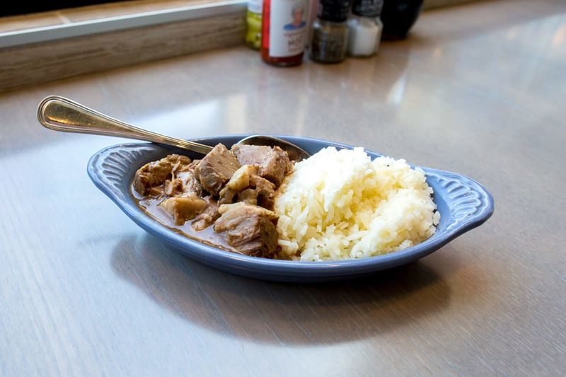 Service, Vibe, and Timing Tips