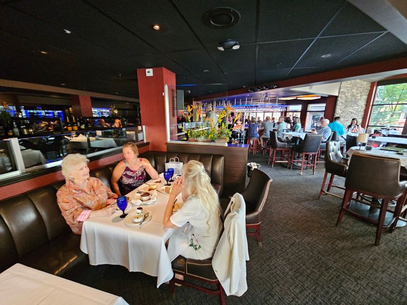 Practical Tips: Hours, Pricing, and Seating