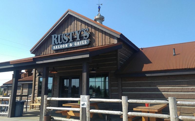 Rusty’s Saloon & Grill