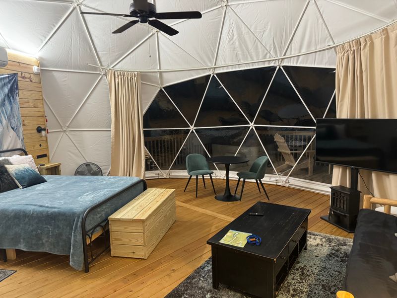 Luxury Domes With Stargazing Comforts