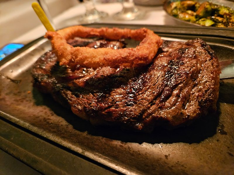 A Charlotte Landmark With Old‑School Soul