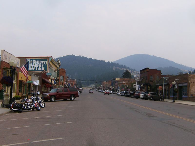 Hidden & Less-Crowded Vibe