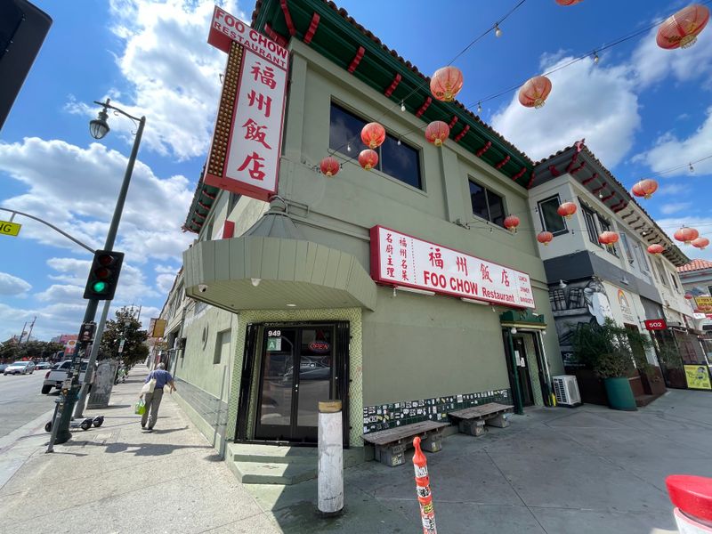 These 15 Chinese and Asian Restaurants in Los Angeles Locals Say You ...