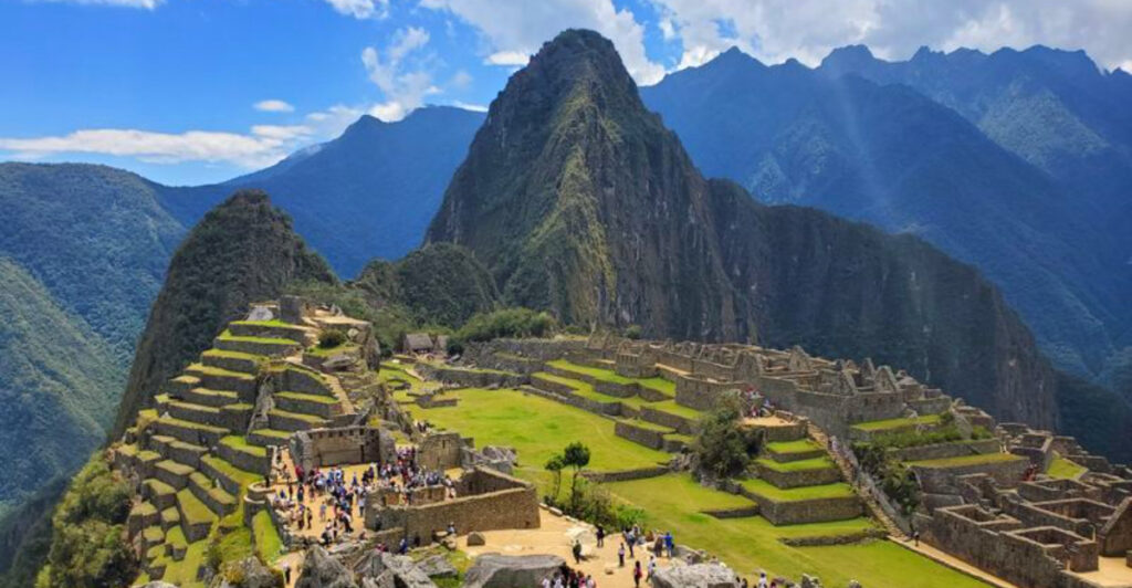 You Won’t Believe How Tourists Are Ruining These 15 Gorgeous Destinations