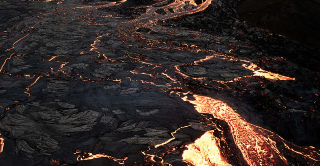 10 Best Cameras for Capturing Volcano Scenes in 2025