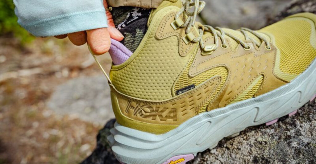 10 Best Winter-Proof Outdoor Shoes for Active Travelers (2026)