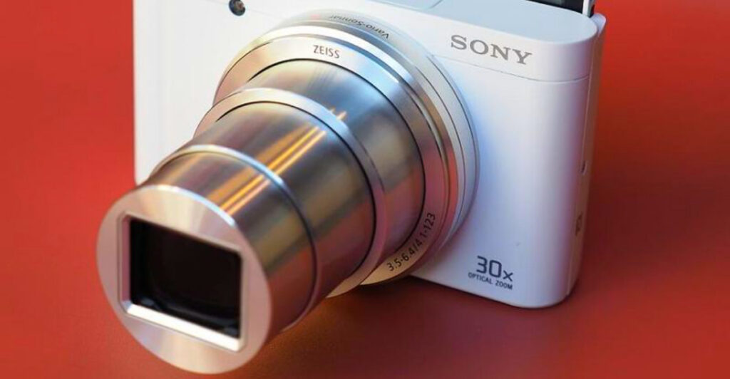 10 Cameras for People Who Hate Carrying Lenses