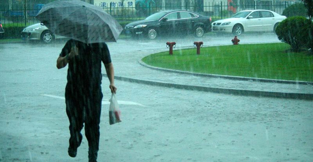 10 Countries Known for Dramatic Weather Phenomena