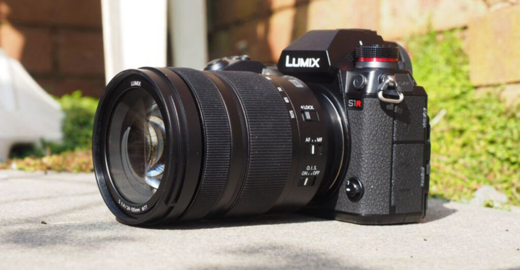 10 Lenses That Bring Every Trip to Life