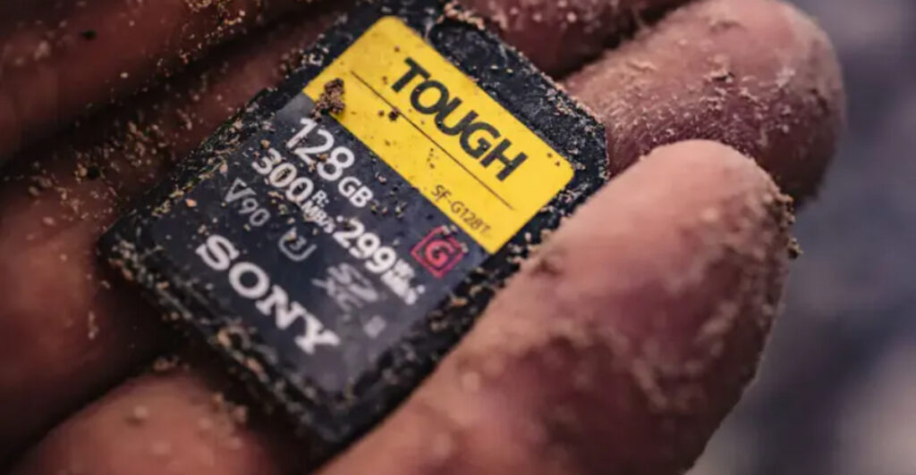 10 Memory Cards That Work Without Drama