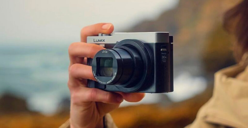 10 Travel Cameras With Weird But Brilliant Lens Options