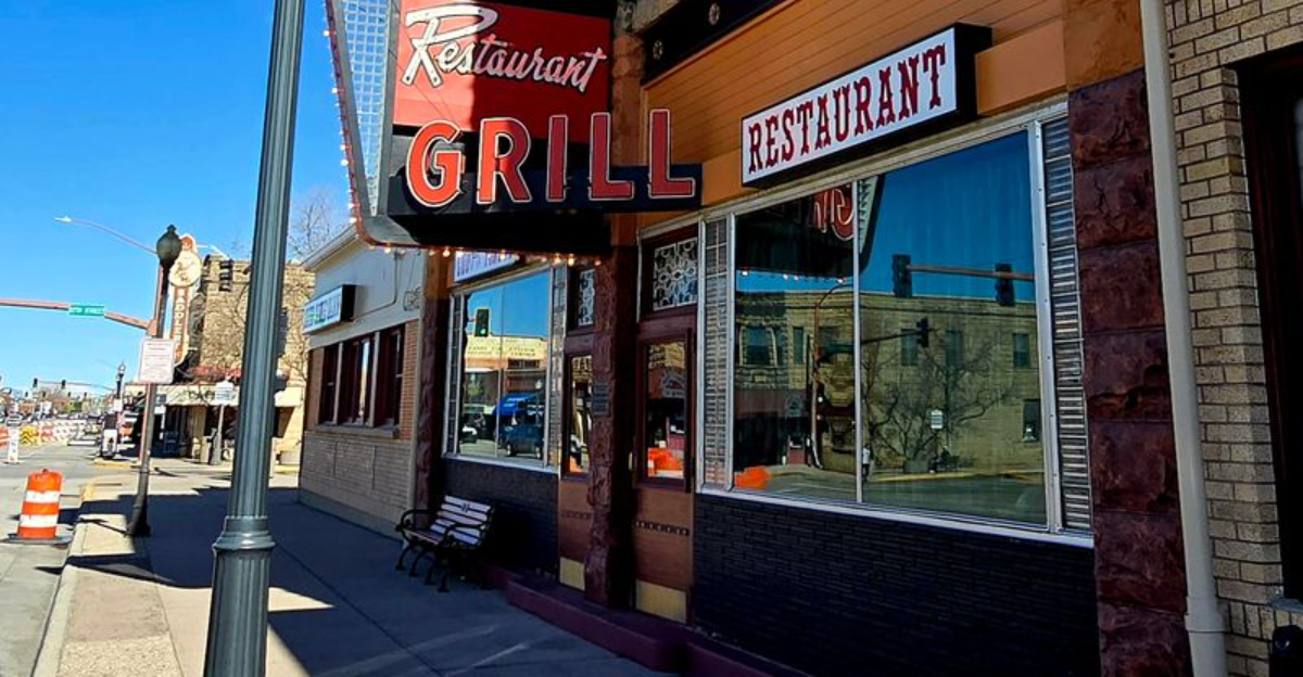 10 Wyoming Buffets Locals Love for Consistently Good Food and Fair Prices