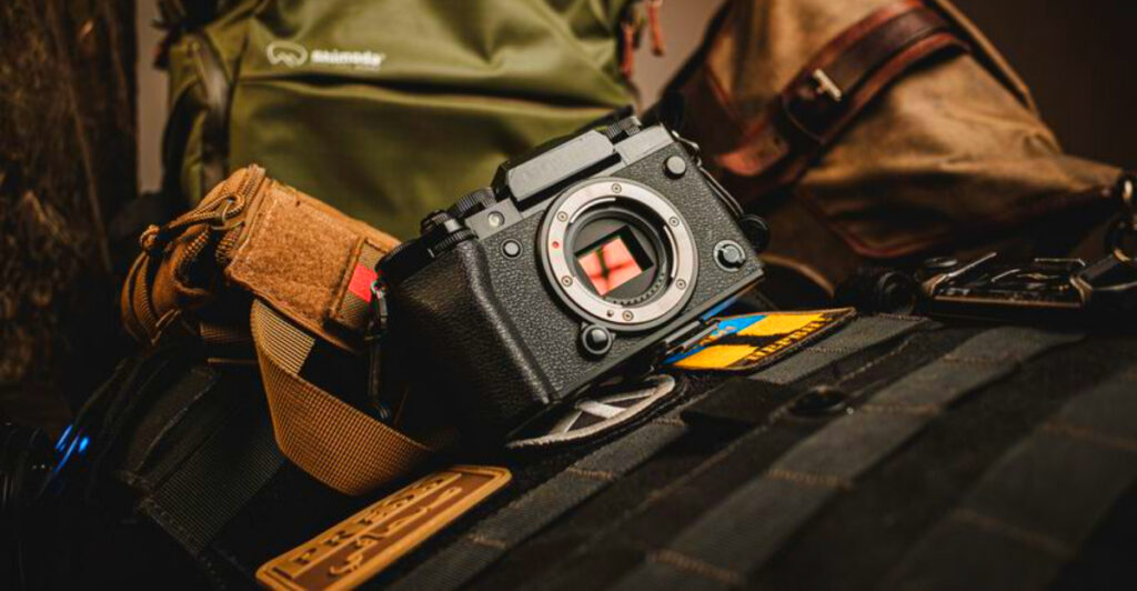 11 Best Mirrorless Cameras for Mountain Towns