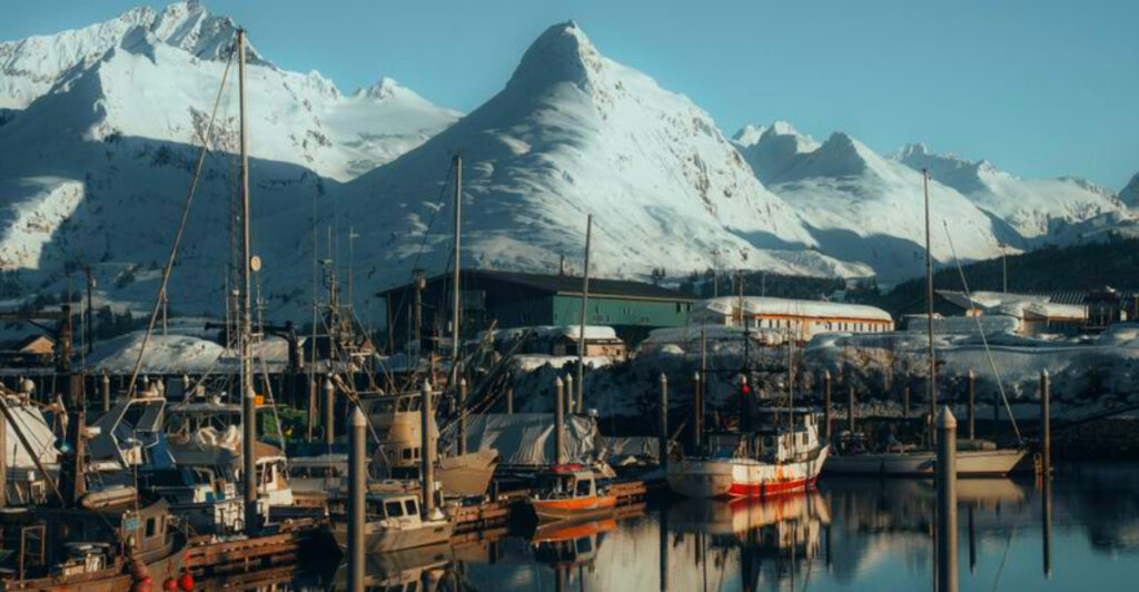 12 Alaska Winter Destinations That Feel Like the North Pole Come to Life