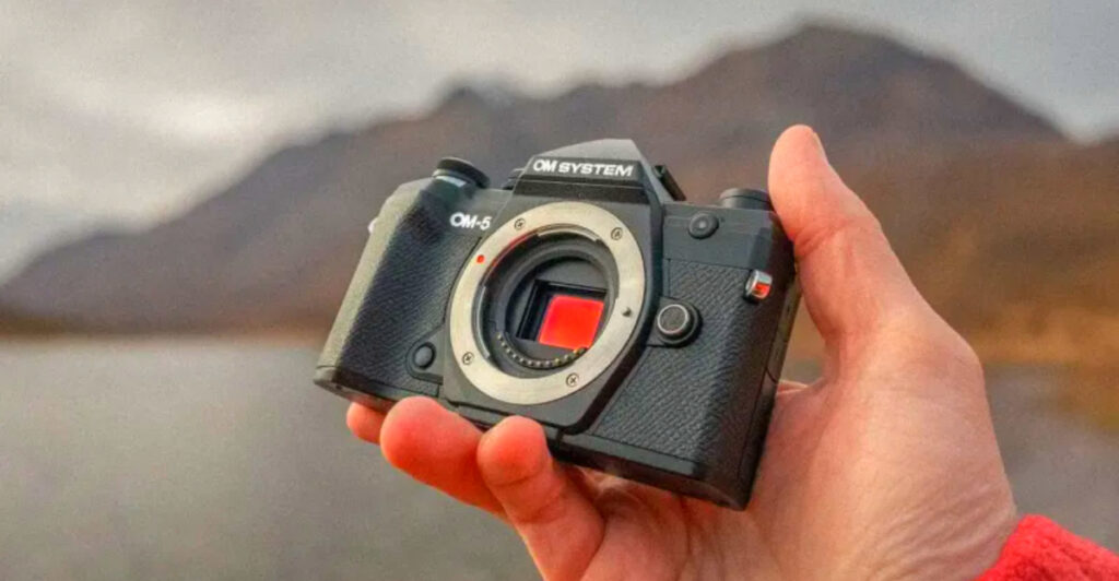12 Cameras Designed for Quick Shots Between Campsites