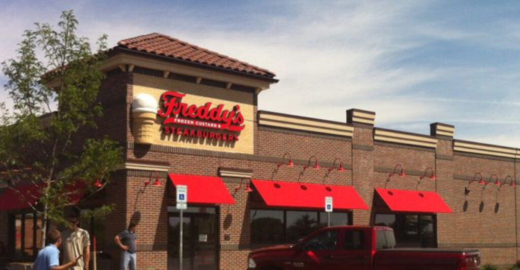 12 Colorado Burger Chains That Deliver Big Flavor Across the State