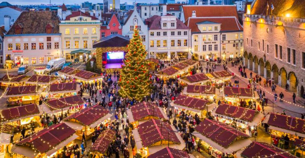 13 Cities With Famous Christmas Tree Lighting Ceremonies