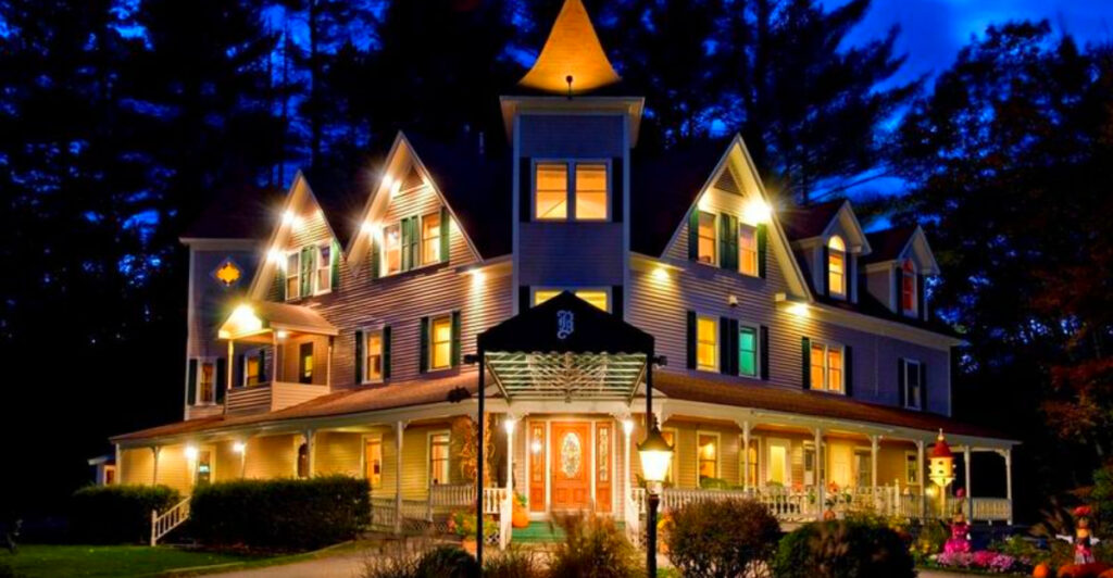 13 New Hampshire Inns Serving Unforgettable Christmas Eve Dinners