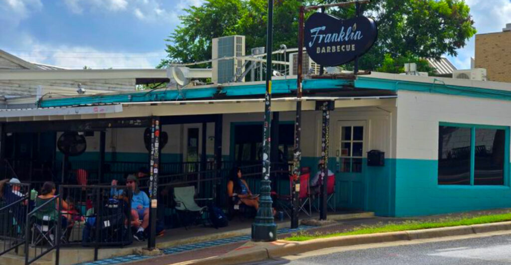 13 Texas Roadside Joints Where the Line Starts at 5 A.M.