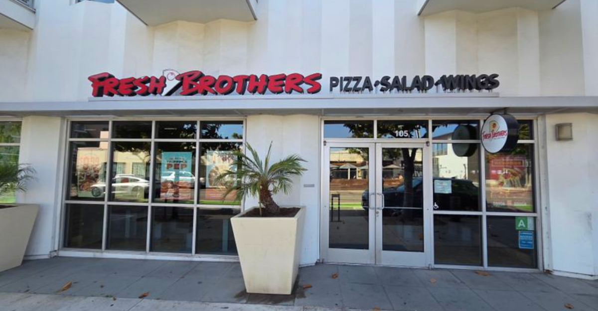 14 Essential Pizza Spots in Santa Monica Locals Swear By