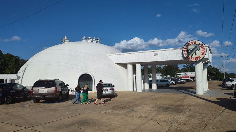 Jerry’s Catfish House – Florence