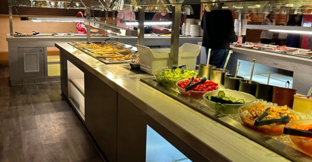 14 Must-Try Buffets in Wyoming That Will Fill You Up