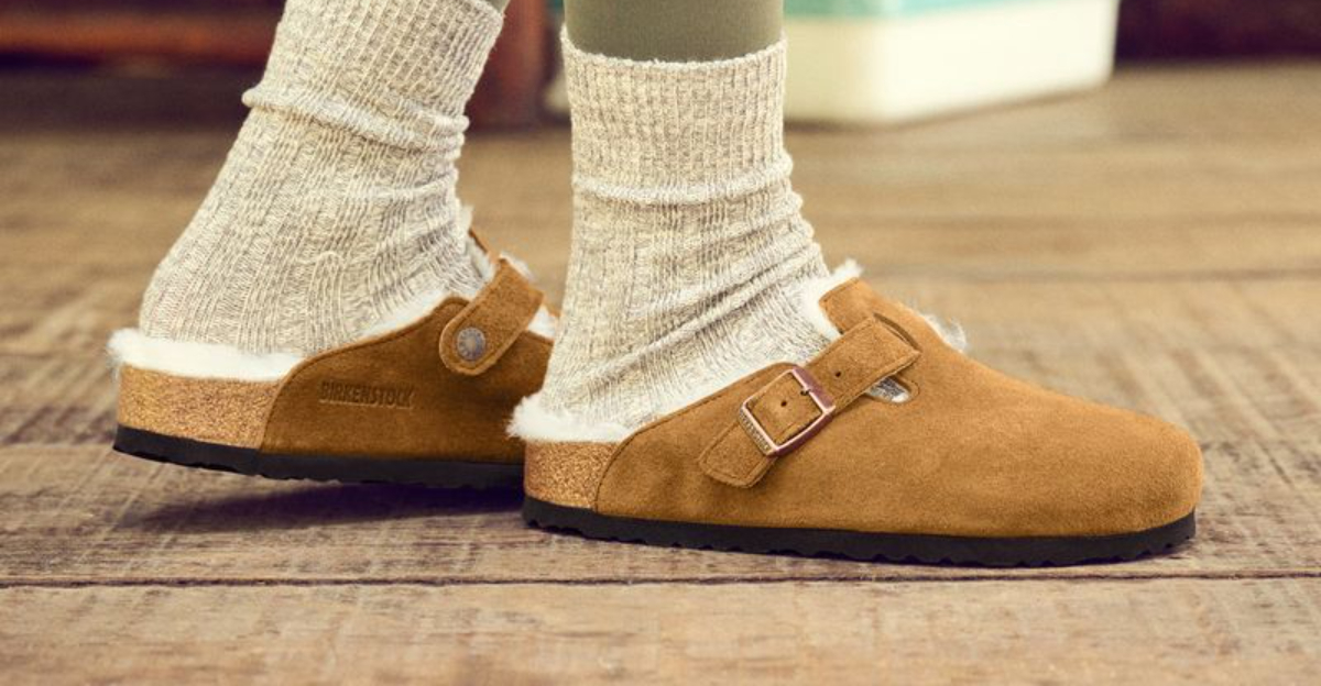 14 Super-Comfy Travel Slippers You’ll Actually Wear Everywhere