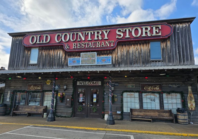 Brooks Shaw’s Old Country Store — Jackson, TN