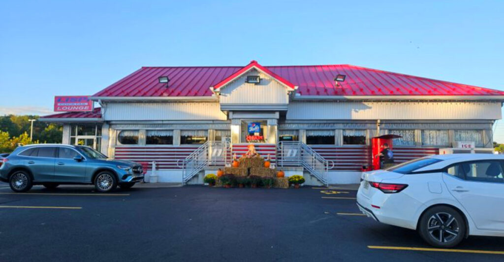 15 All-Night Pennsylvania Restaurants Serving Food Around the Clock