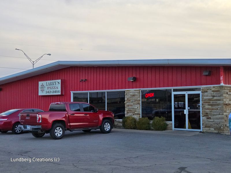 Larry's Pizza – Fort Smith