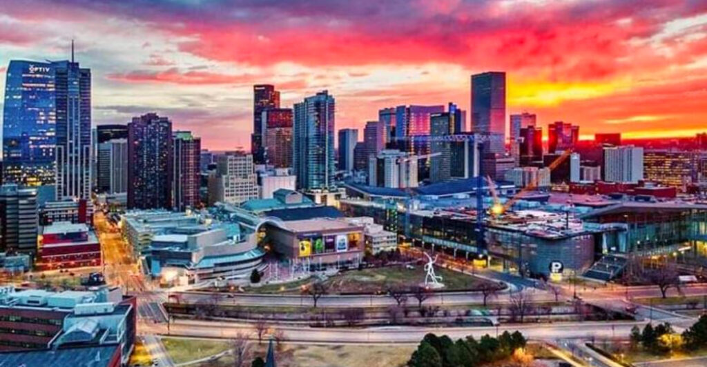 15 Cities That Offer the Best Christmas Shopping Experiences