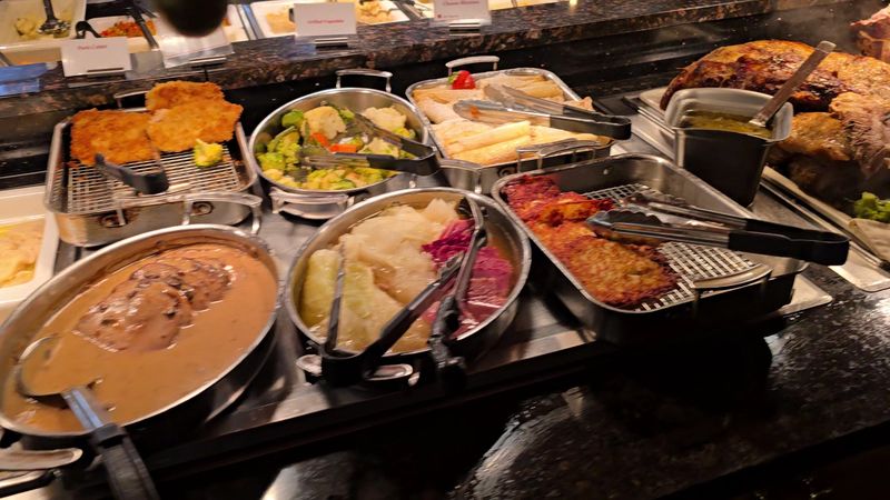 Red Apple Buffet‑Restaurant — Chicago, IL