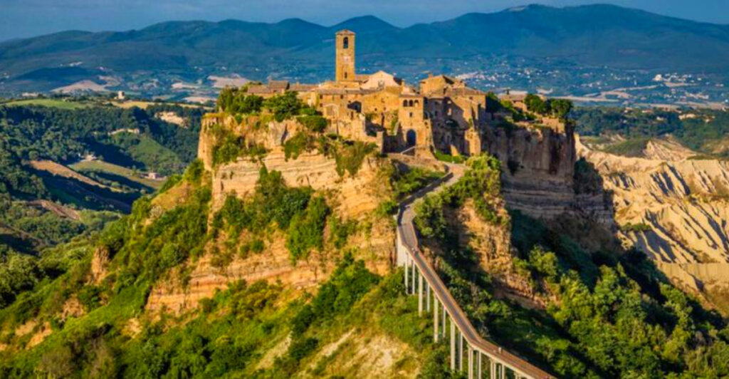15 Places for Travelers Who Love the Peaceful Countryside