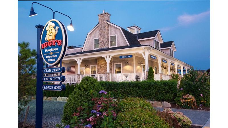 Iggy's Doughboys & Chowder House (Warwick + Narragansett)