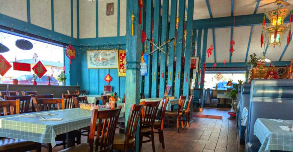 15 Wyoming Spots Offering Seafood Buffets You Can’t Miss
