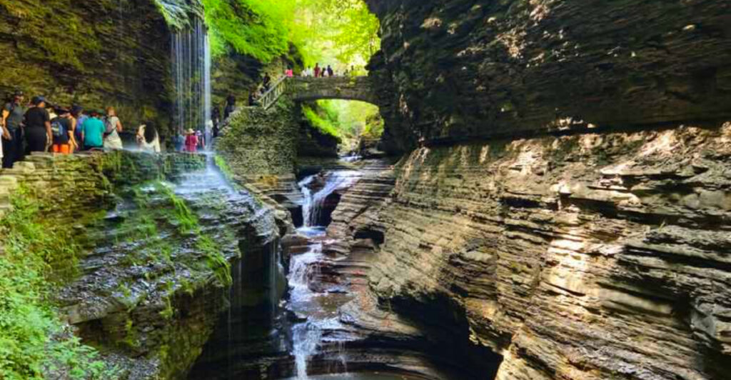21 Breathtaking Upstate New York Escapes You’ll Want On Your Weekend List