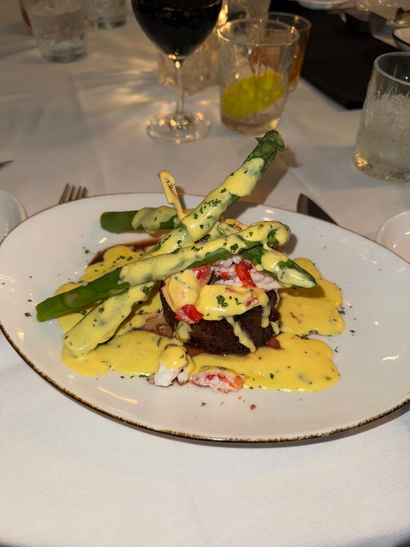 9. A Great Place for Food Lovers Who Prefer Variety