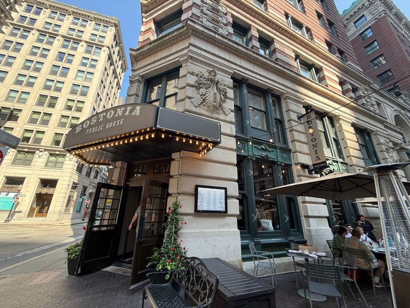 Bostonia Public House – Boston