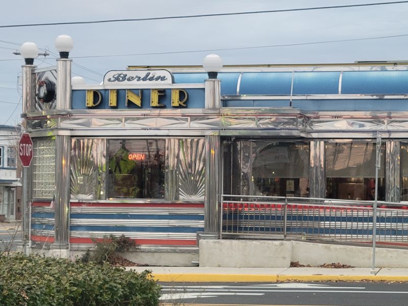 New Berlin Diner - Berlin