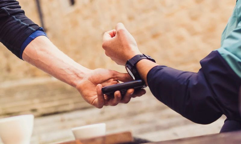 Payments & transit on the go