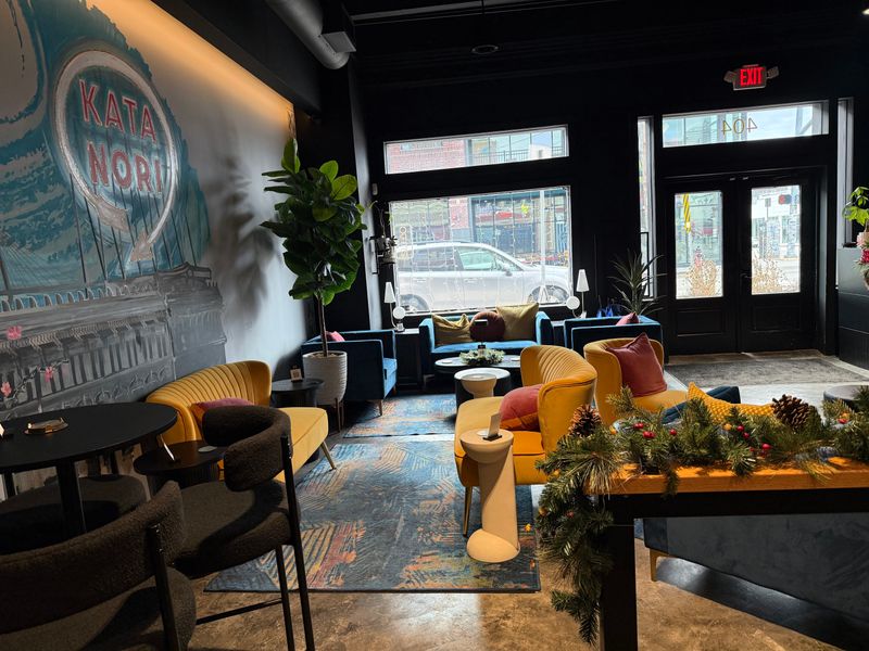 Kata Nori Hand Roll Bar – Kansas City