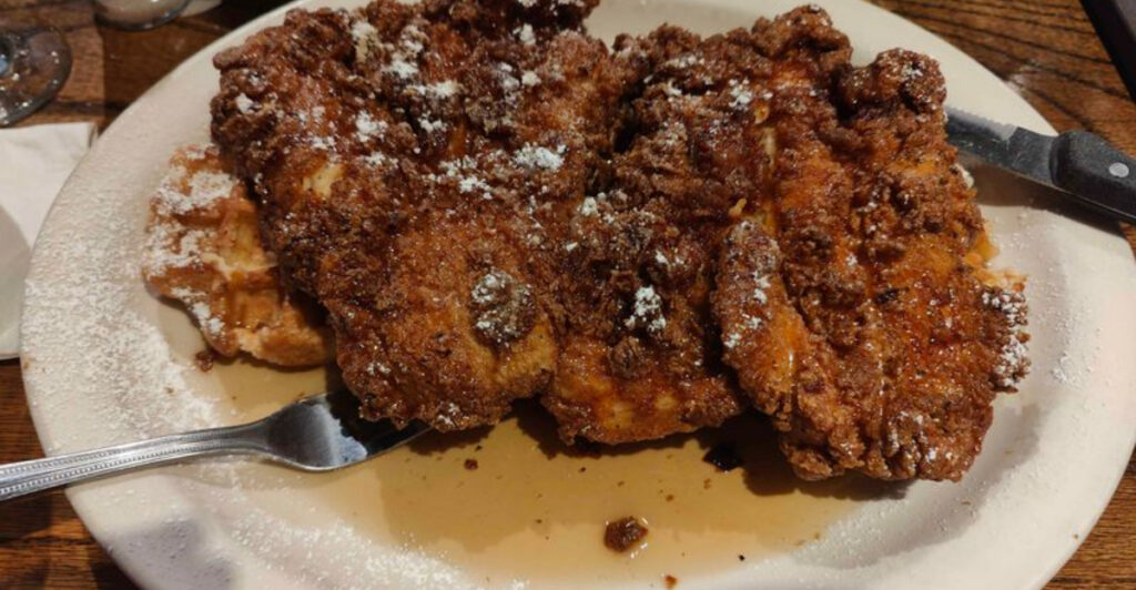 Arkansas Spot Serves Chicken and Waffles That Crunch, Fluff, and Delight