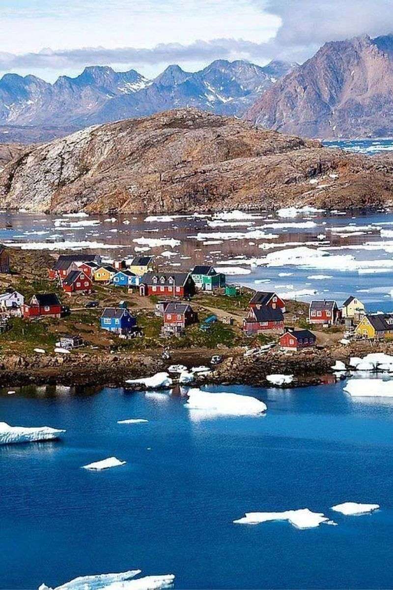 Greenland — Remote Arctic Splendor & Aurora Nights