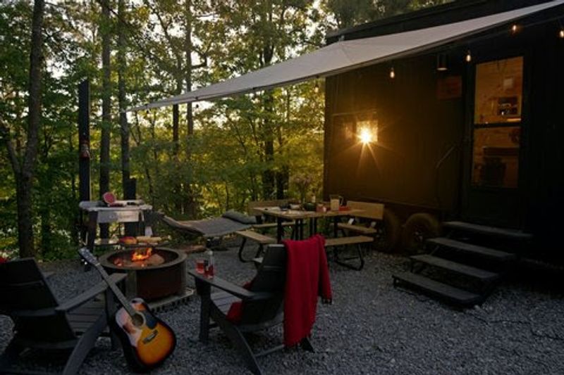 Postcard Cabins (Catskill & Roscoe)