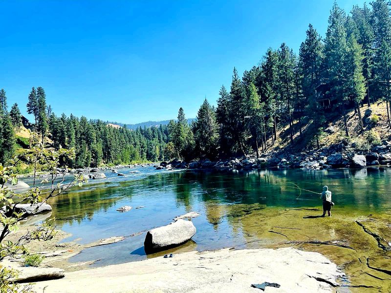 Icicle Gorge and Icicle Creek Trails