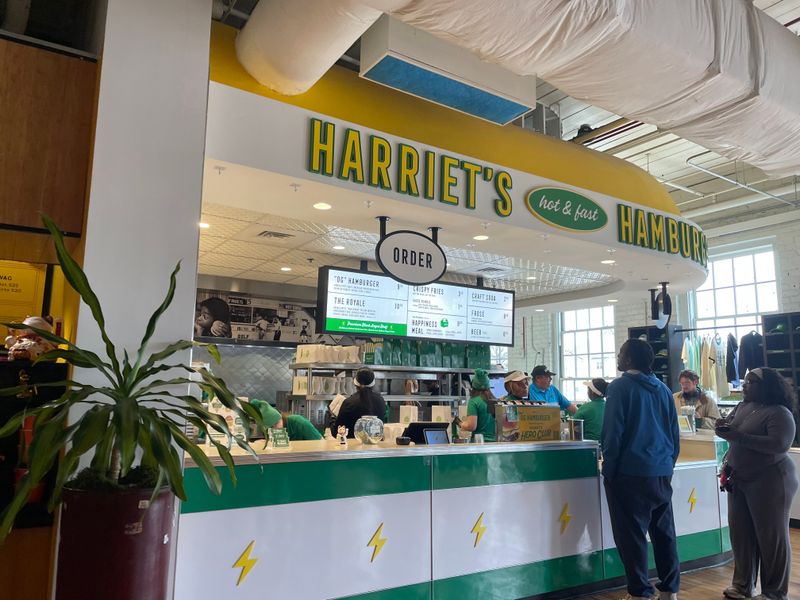 Harriet’s Hamburgers – Charlotte