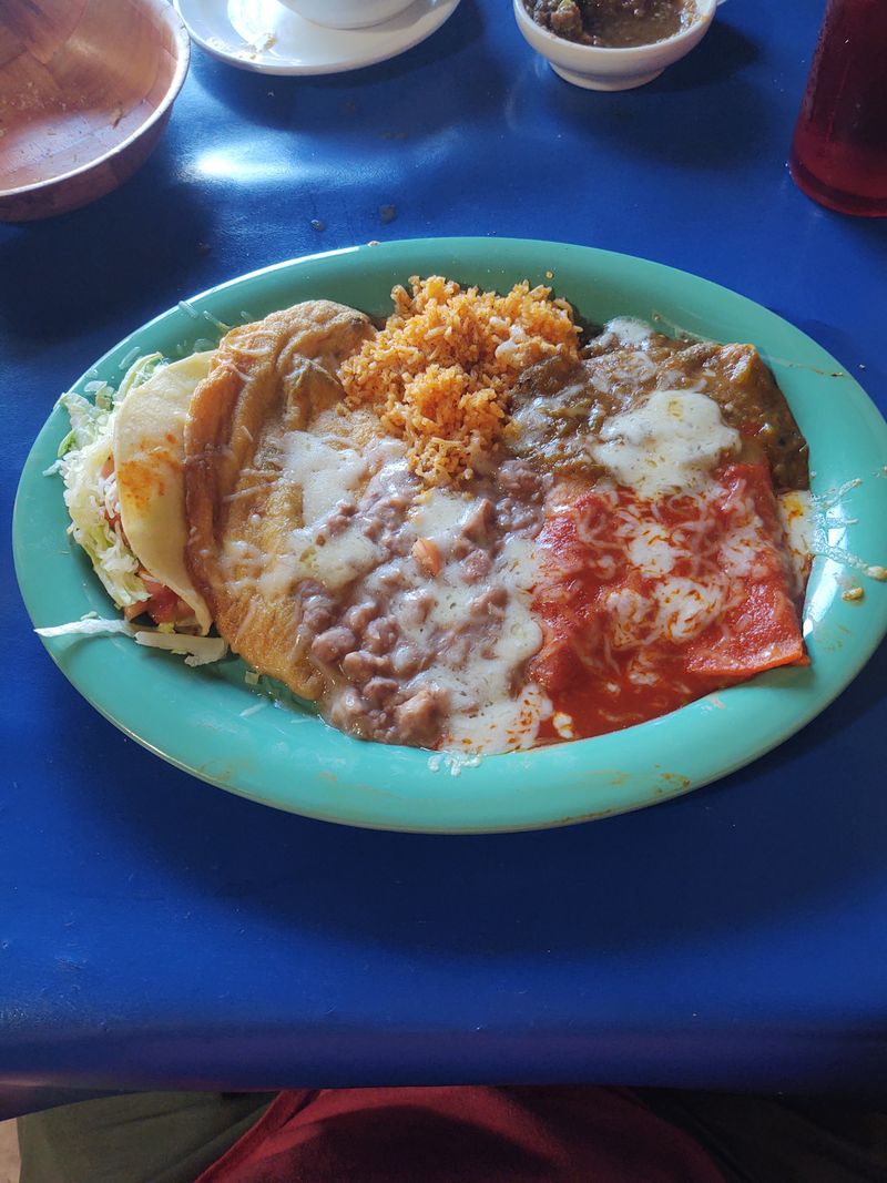 Christmas-Style Combo Plate