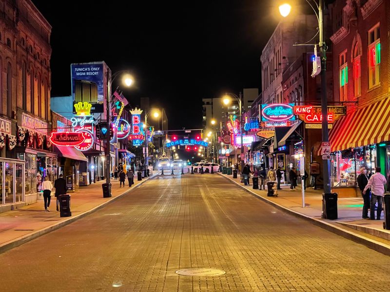 Walk the Bluesy Heart of Memphis on Beale Street