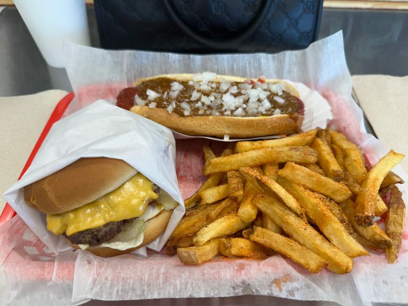 CHUBZ Famous Chiliburgers – Charlotte